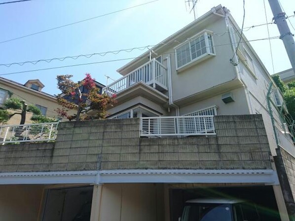 芝山戸建の物件外観写真